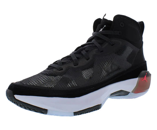 Jordan Air XXXVII Herrenschuhe Größe 44.5 Farbe: Schwarz-Schwarz